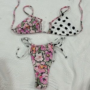 For love and lemons bikini 🚨BOTTOMS ONLY🚨